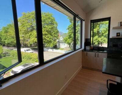 Bright Brand New, Fully Furnished Suite – 10min Abbott St. Walk to Hospital