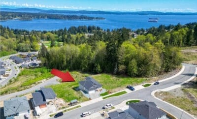 BRAND NEW OCEAN VIEW in PEACEFUL NATURE SETTING – 1 Bed 1 Bath Ground Level Suite w/ In-Suite Laundry