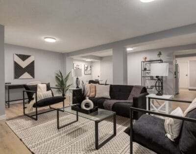 Renovated 1-bedroom in Sundance (Calgary South East)