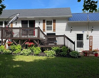 Cozy 3 bedroom Split Entry