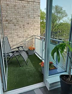 luxurious One bed room&den with Parking