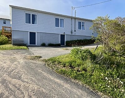 Cozy 4 bedroom bungalow steps away from the ocean