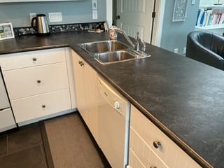 1 bedroom fully self contained suite