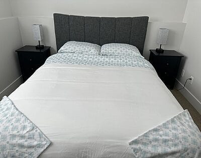 Spacious 1 bedroom suite in Royal Bay