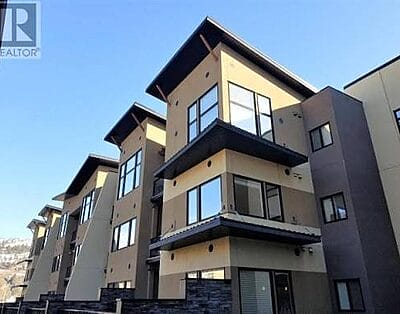 Furnished Room + Private Bath | 6 Min to PRH- Penticton